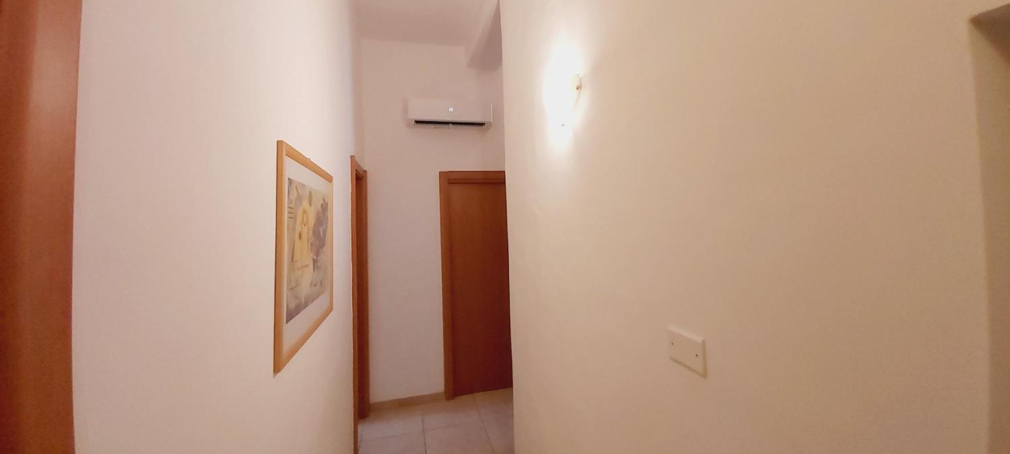 Mamo1 - Appartamento In Pieno Centro Citta Бари Екстериор снимка